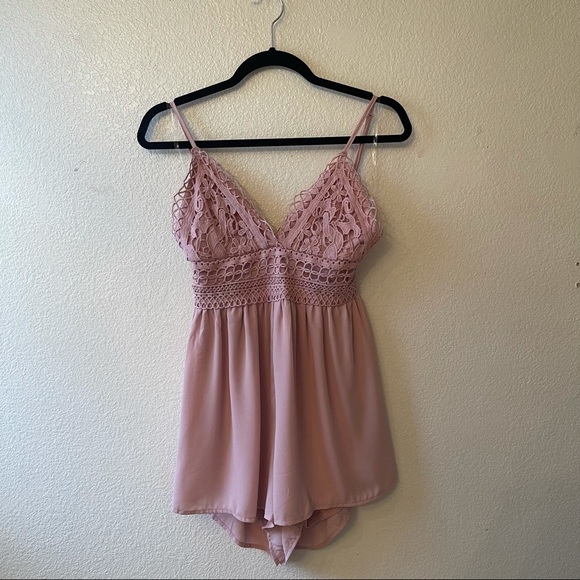 FASHION NOVA | Romper - Picture 1 of 8